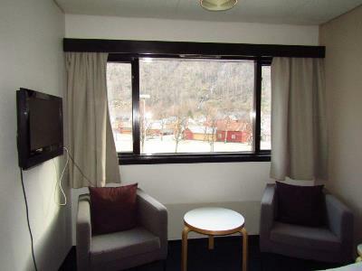 Grandane Hotel Lærdalsøyri Buitenkant foto